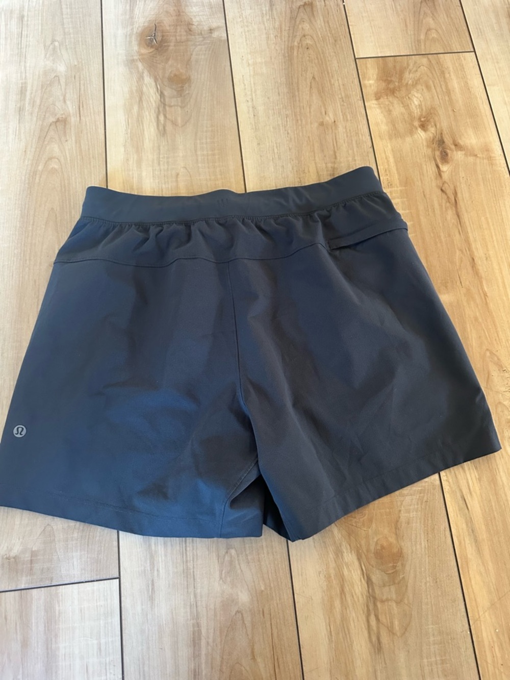 Lululemon pace breaker 5” unlined men’s shorts - Charcoal - Picture 3 of 4